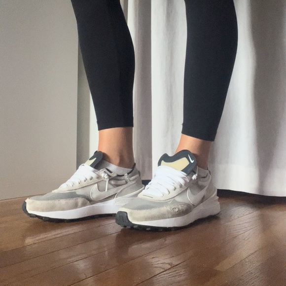 Nike sneakers - Picture 3 of 6